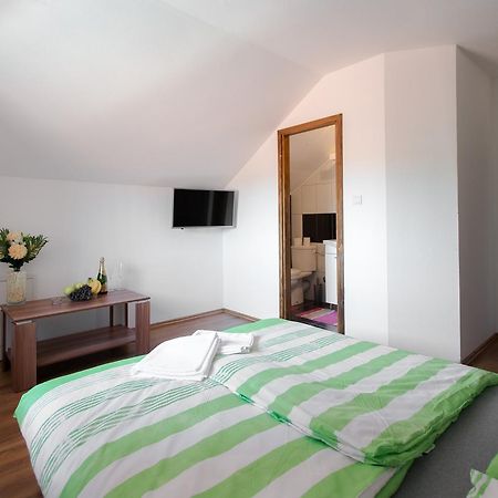 Guesthouse Vila Puzic Banja Luka Buitenkant foto