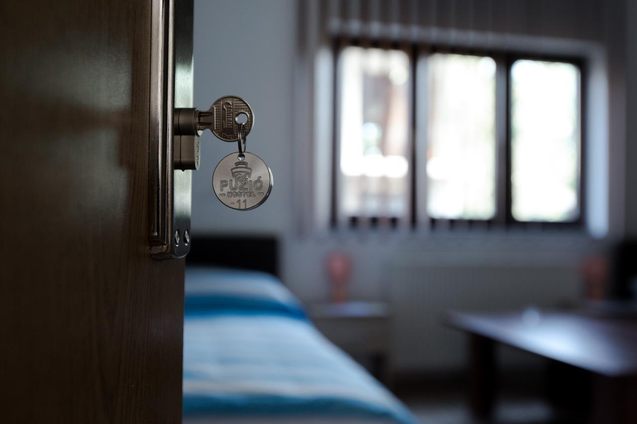 Guesthouse Vila Puzic Banja Luka Buitenkant foto